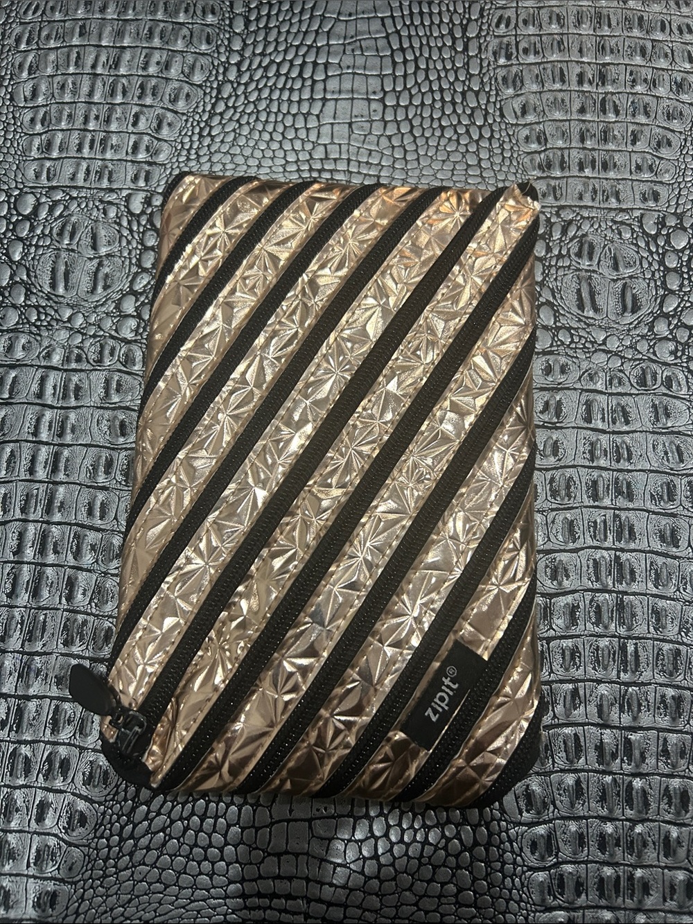 Ziploc Metallic Gold Quilted Travel Pouch - BRAND NEW